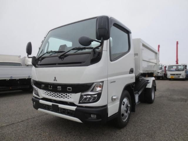 MITSUBISHI CANTER 2024