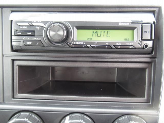 MITSUBISHI CANTER 2023