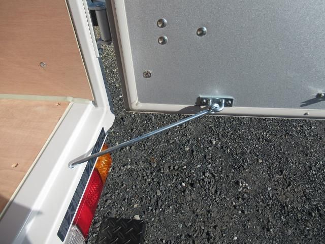 MITSUBISHI CANTER 2023