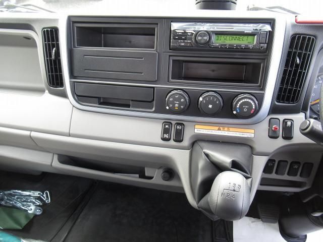 MITSUBISHI CANTER 2023