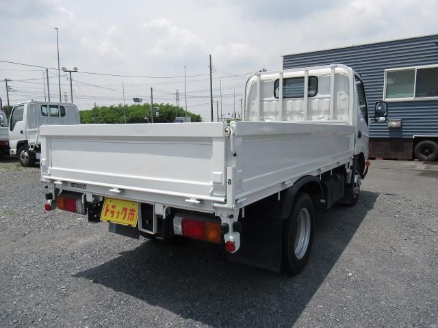 TOYOTA DYNA 2018