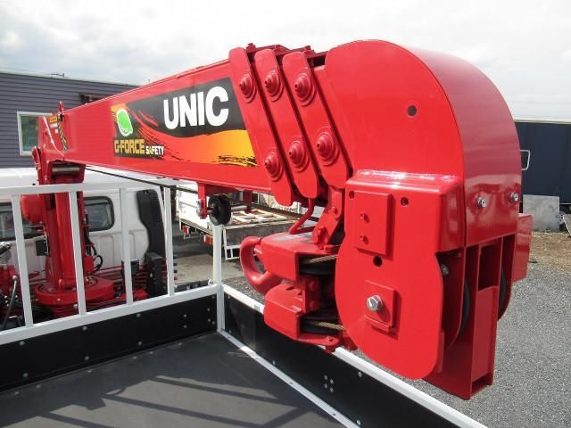 MITSUBISHI CANTER 2024