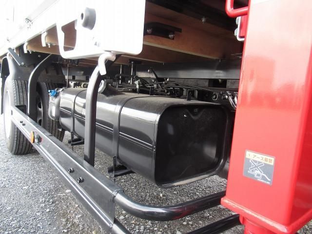 MITSUBISHI CANTER 2024