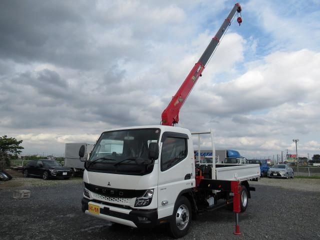 MITSUBISHI CANTER 2024