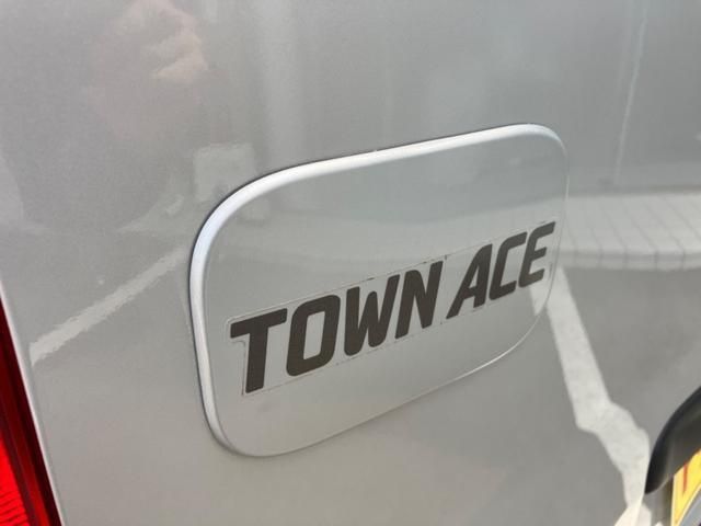 TOYOTA TOWNACE van 4WD 2018