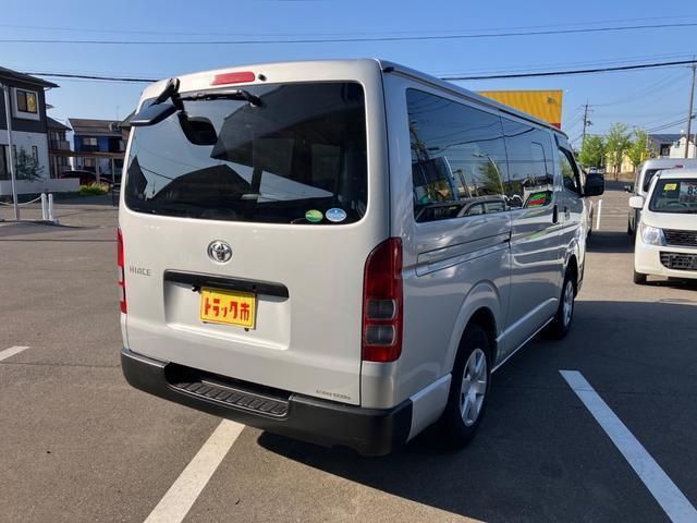 TOYOTA HIACE van 4WD 2019