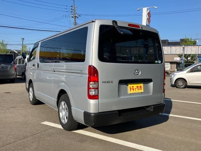 TOYOTA HIACE van 4WD 2019