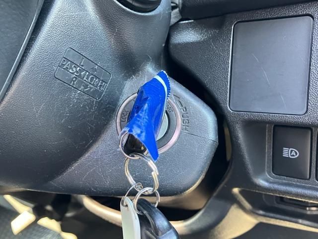 TOYOTA HIACE van 4WD 2019