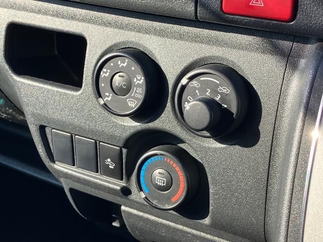 TOYOTA HIACE van 4WD 2019