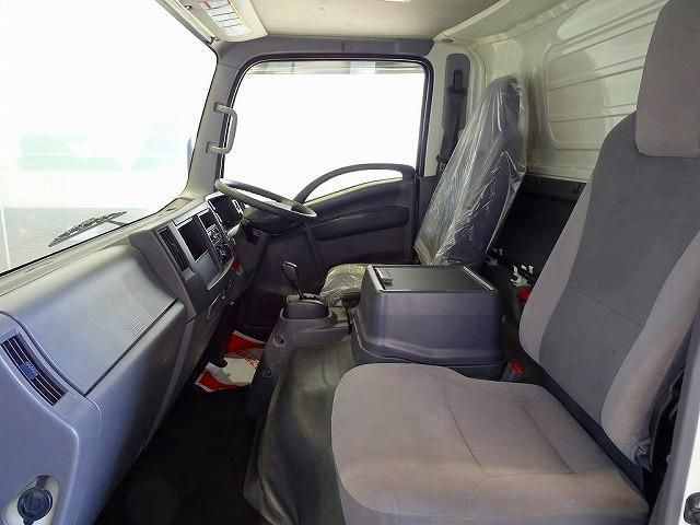 ISUZU ELF 2015