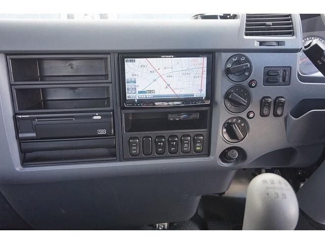 MITSUBISHI FUSOU FIGHTER 2015