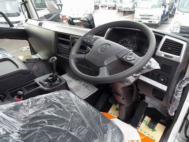 MITSUBISHI FUSOU FIGHTER 2023