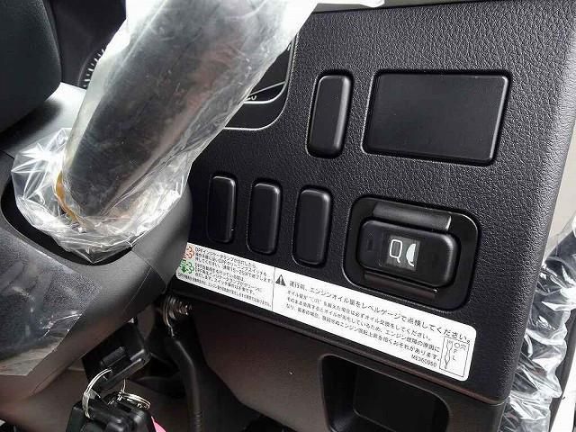 MITSUBISHI FUSOU FIGHTER 2023