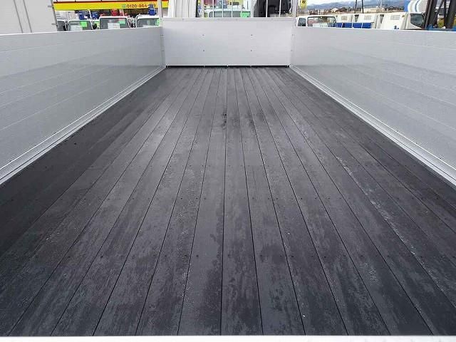 MITSUBISHI FUSOU FIGHTER 2023