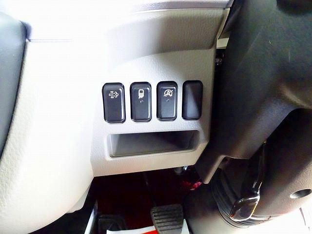 MITSUBISHI CANTER 2024