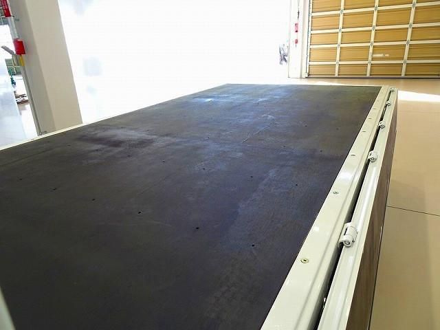 MITSUBISHI CANTER 2024