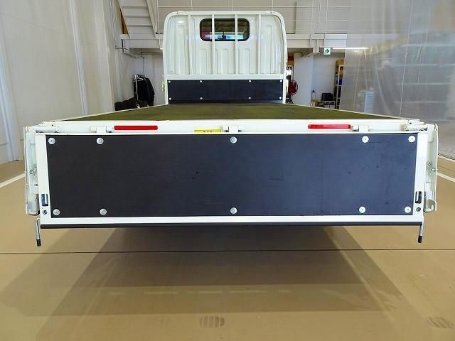 MITSUBISHI CANTER 2024