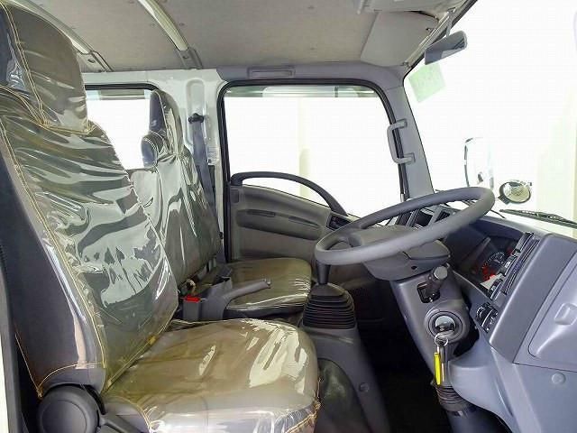ISUZU ELF 2014