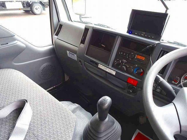 ISUZU ELF 2018