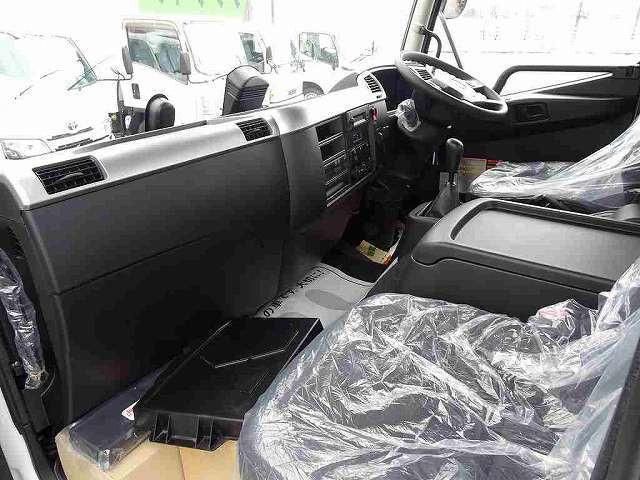 MITSUBISHI FUSOU FIGHTER 2024