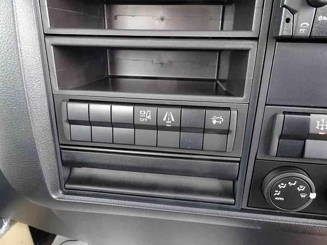 MITSUBISHI FUSOU FIGHTER 2024