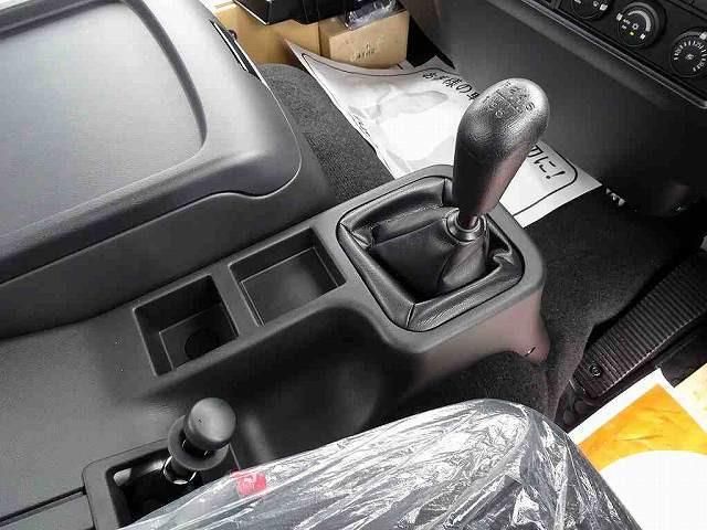 MITSUBISHI FUSOU FIGHTER 2024