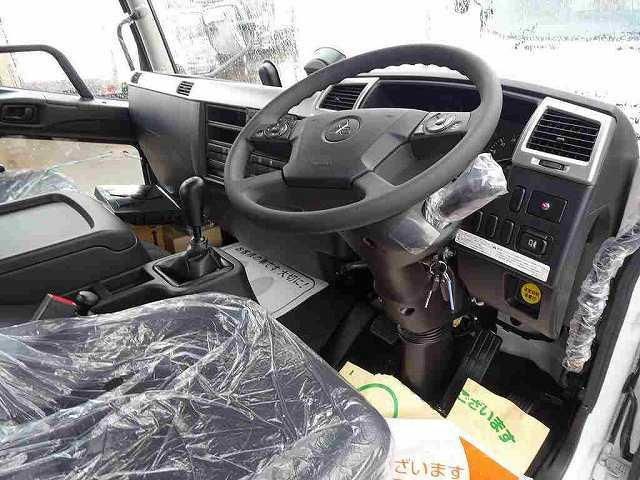 MITSUBISHI FUSOU FIGHTER 2024