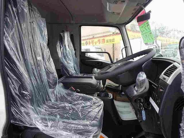 MITSUBISHI FUSOU FIGHTER 2024