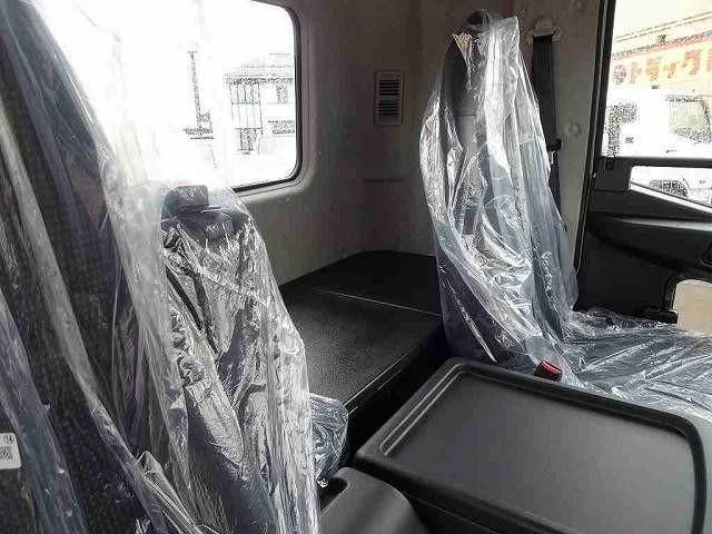 MITSUBISHI FUSOU FIGHTER 2024