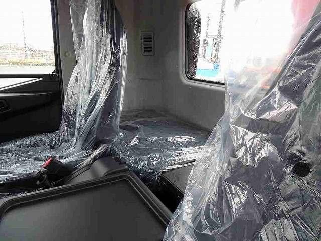 MITSUBISHI FUSOU FIGHTER 2024