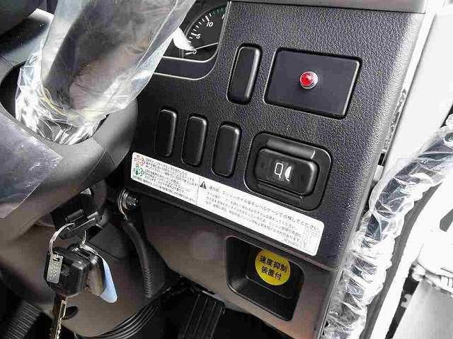 MITSUBISHI FUSOU FIGHTER 2024