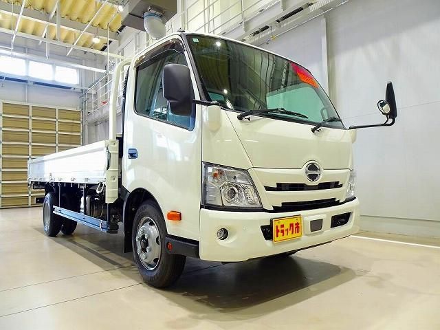 HINO DUTRO 2023