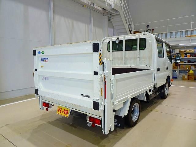 TOYOTA DYNA 2021