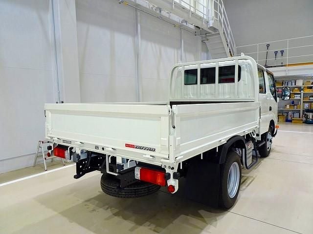 HINO DUTRO 2024