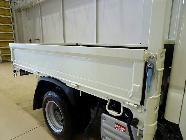 HINO DUTRO 2024