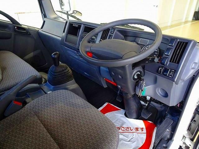 ISUZU ELF 2018