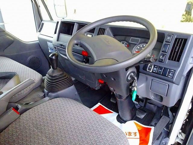 ISUZU ELF 2019