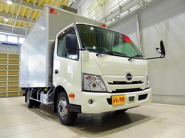 HINO DUTRO 2023