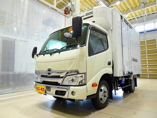 HINO DUTRO 2024