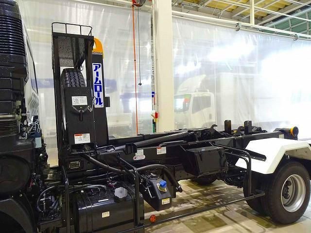 MITSUBISHI FUSOU FIGHTER 2025