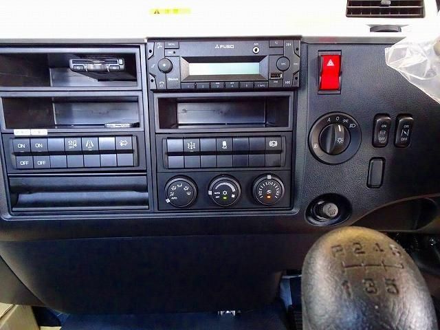 MITSUBISHI FUSOU FIGHTER 2025