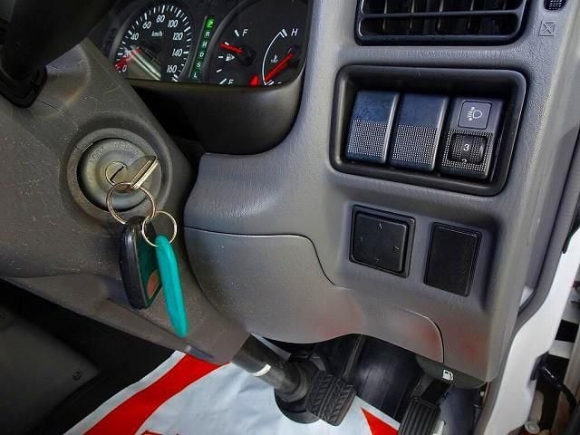 NISSAN VANETTE van 4WD 2015