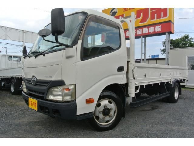 TOYOTA DYNA 2012
