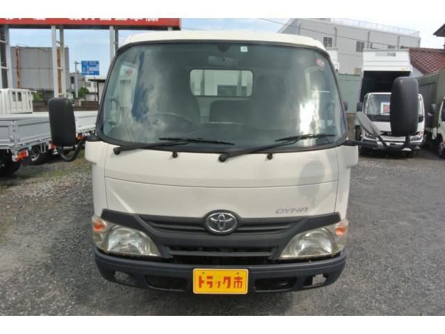 TOYOTA DYNA 2012