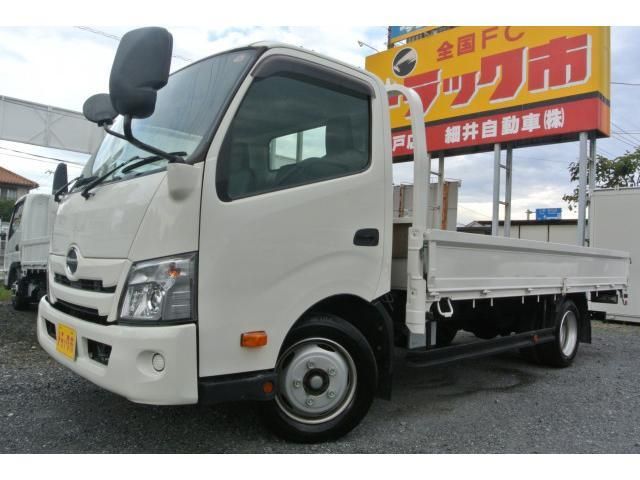 HINO DUTRO 2020