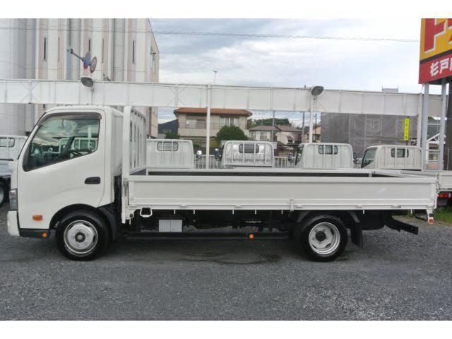 HINO DUTRO 2020