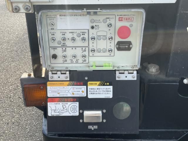 MITSUBISHI CANTER 2017