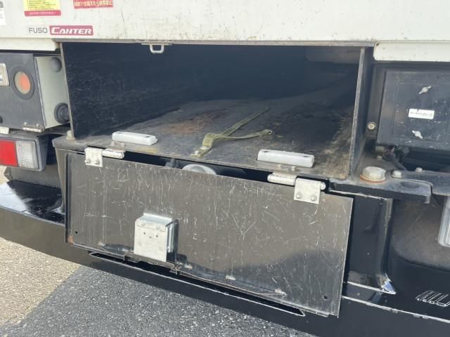 MITSUBISHI CANTER 2017