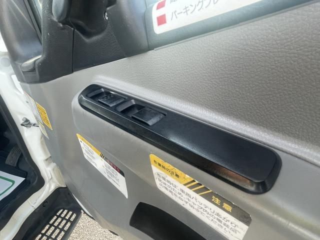 MITSUBISHI CANTER 2017