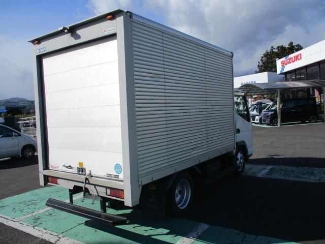 MITSUBISHI CANTER 2004